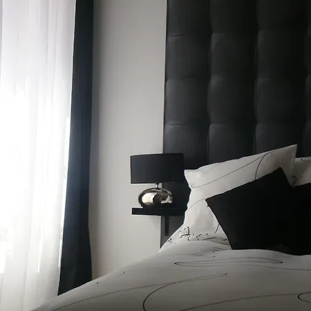 La Maison De 3*