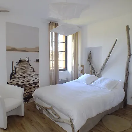 La Maison De Hotel La Tour